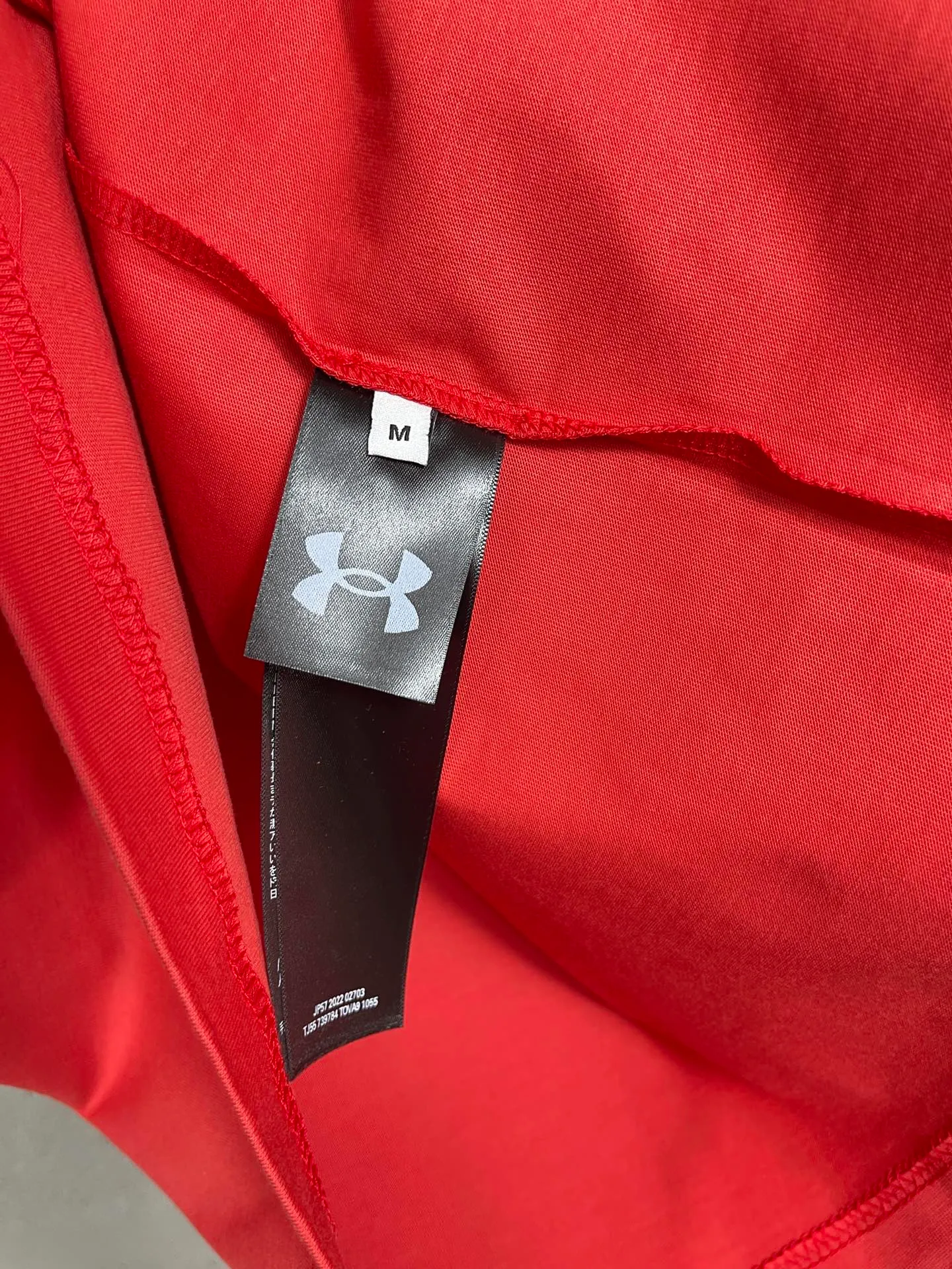 【 . Quality】BALENCI*GA/ Under Armour T # SS 24 New Arrival。 ， 。 。 ZP 。 260 ， . ， 。 。Classic LOGO ， ， ， 。 . 。 OS . Same Style ：BL 223372 ：Black，Red， Size：XS S M L